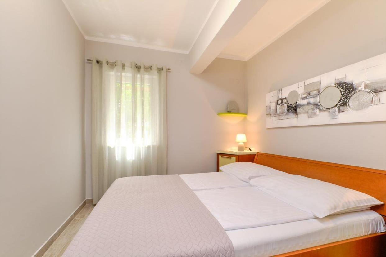 Apartments Enna Mali Lošinj Eksteriør bilde