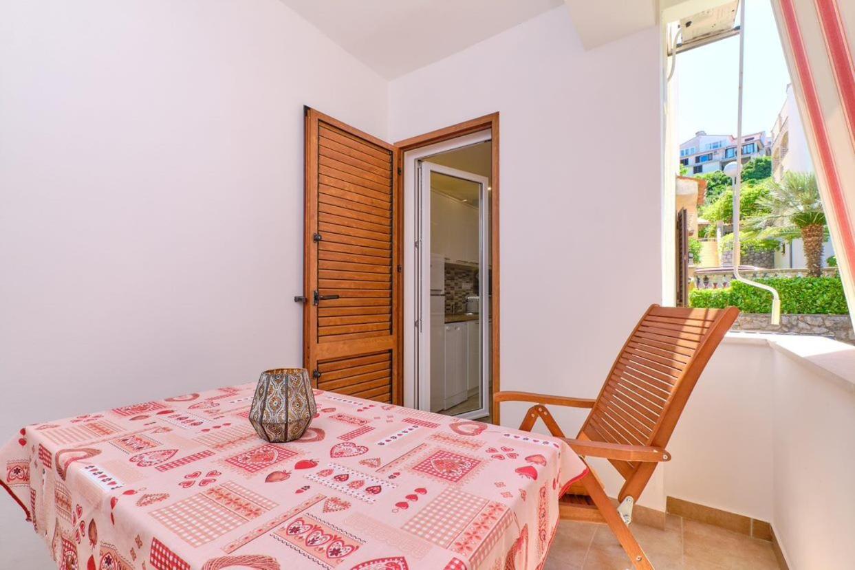 Apartments Enna Mali Lošinj Eksteriør bilde