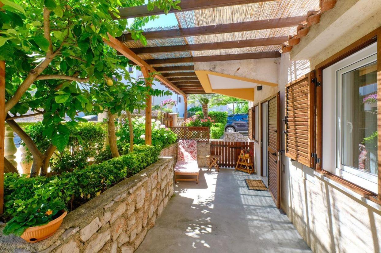 Apartments Enna Mali Lošinj Eksteriør bilde